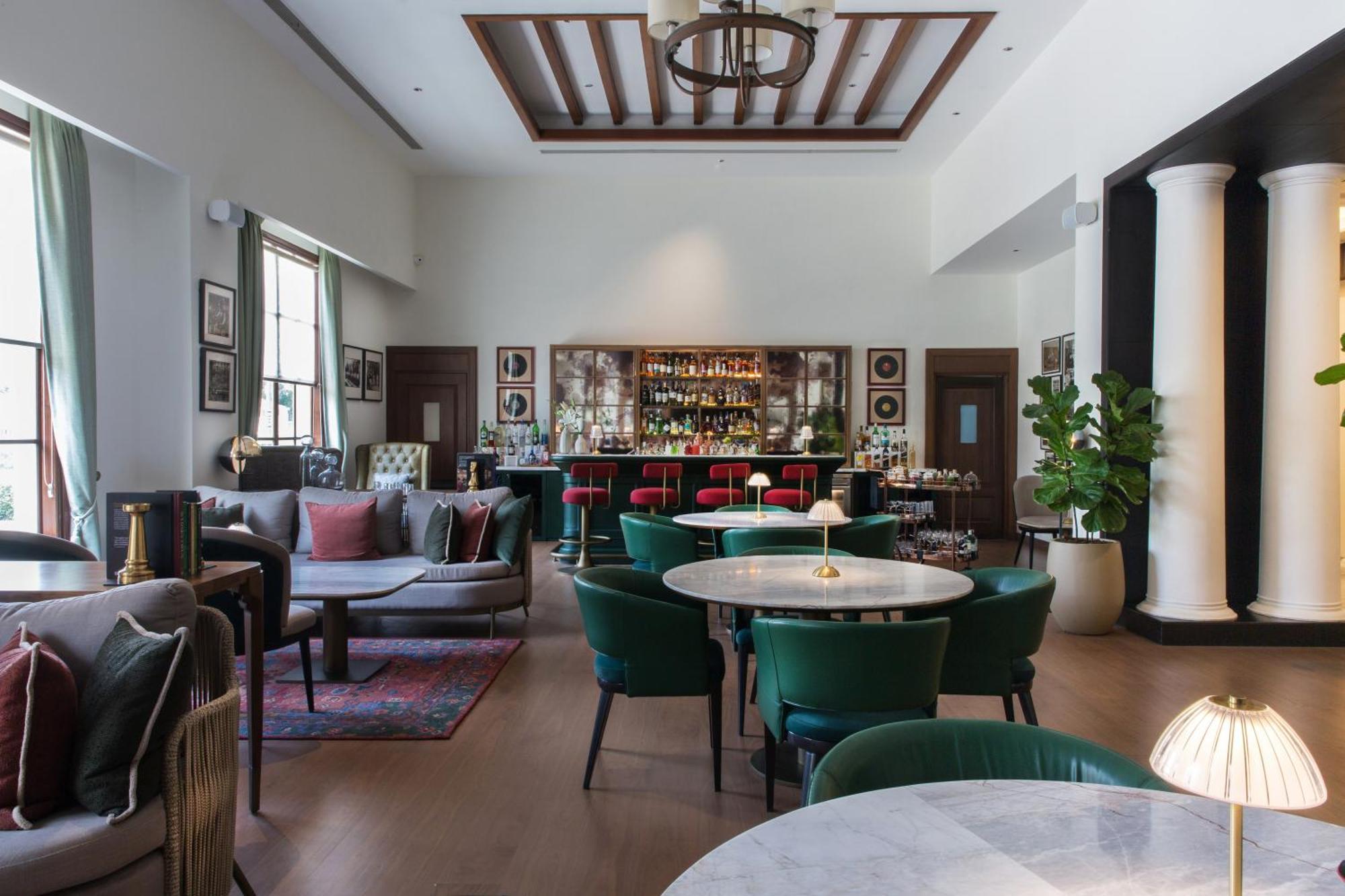 Hotel DLF Club 3 Gurgaon Zewnętrze zdjęcie