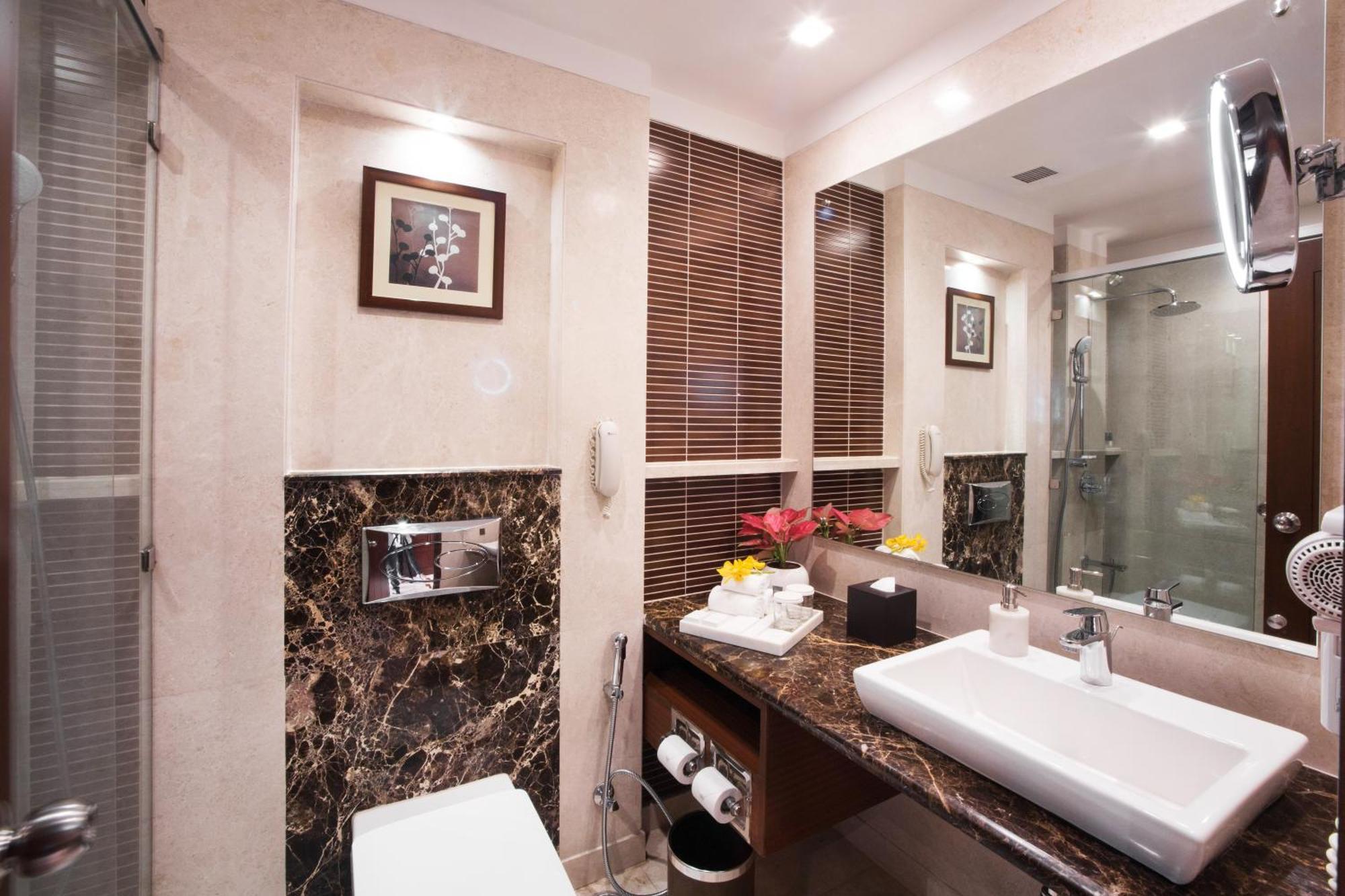Hotel DLF Club 3 Gurgaon Zewnętrze zdjęcie